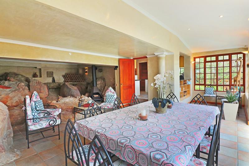 4 Bedroom Property for Sale in Camps Bay Western Cape